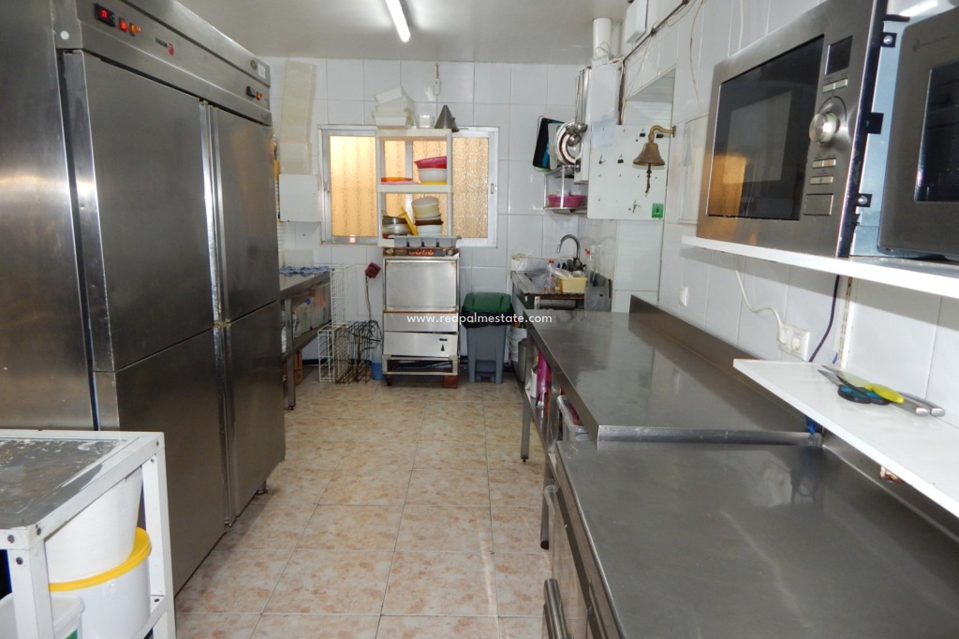 Resale - Business -
Torrenueva