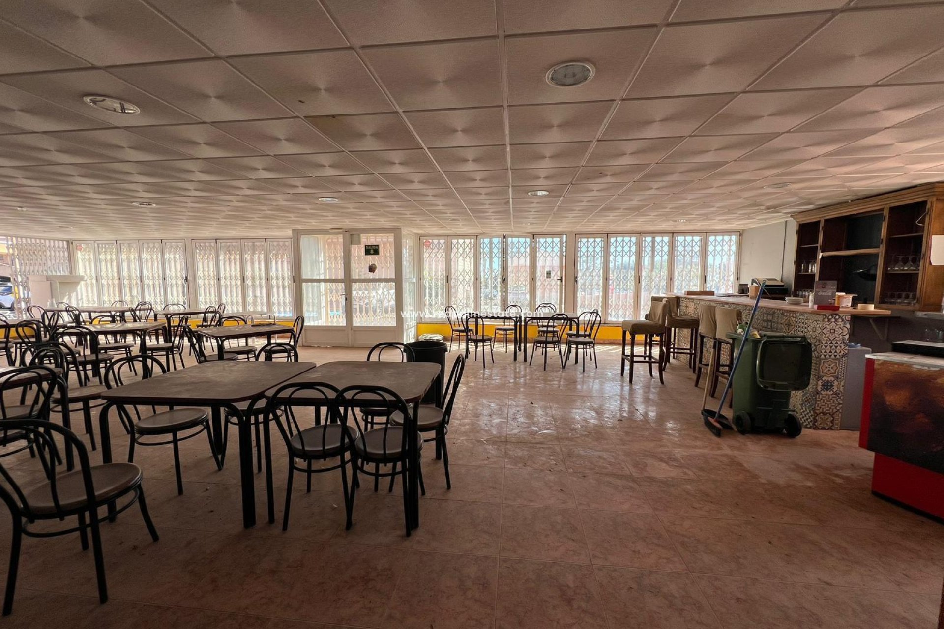 Resale - Business -
Torrevieja - Cabo cervera