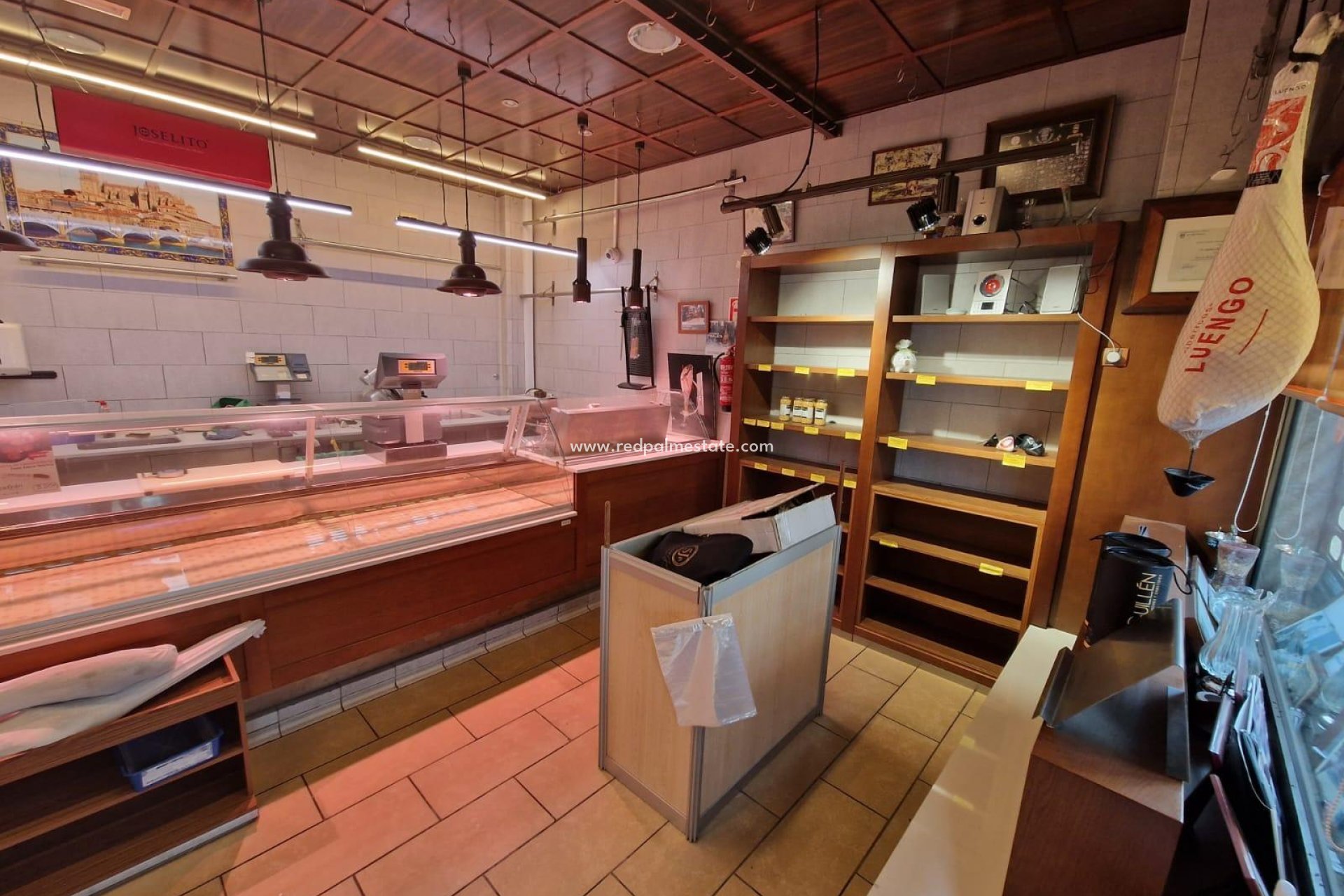 Resale - Business -
Torrevieja - Center