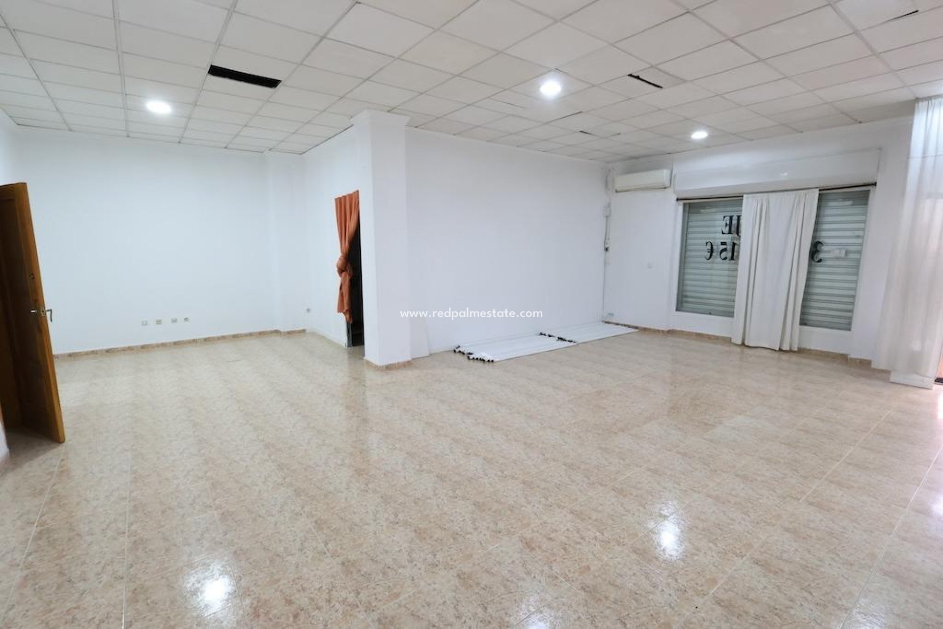 Resale - Business -
Torrevieja - Centro Torrevieja