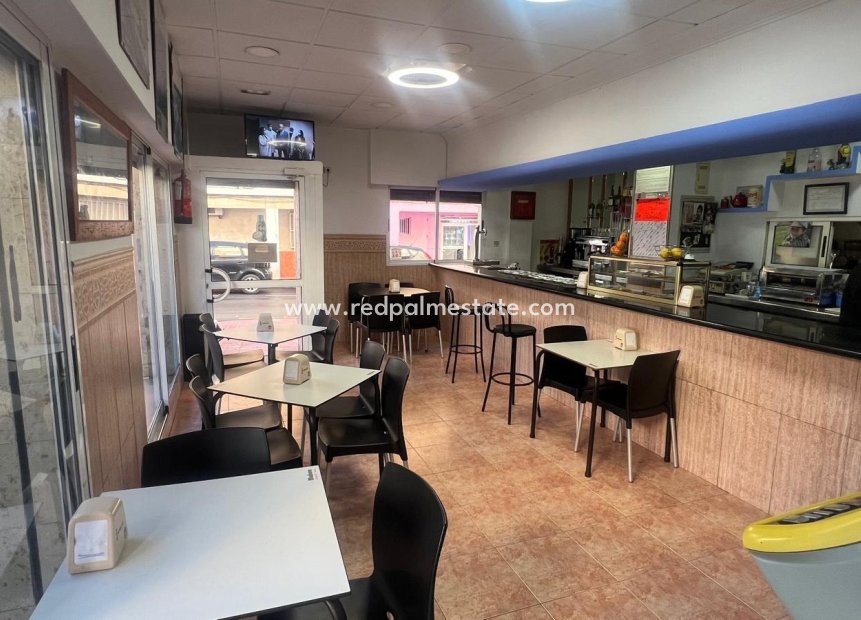 Resale - Business -
Torrevieja - Centro Torrevieja