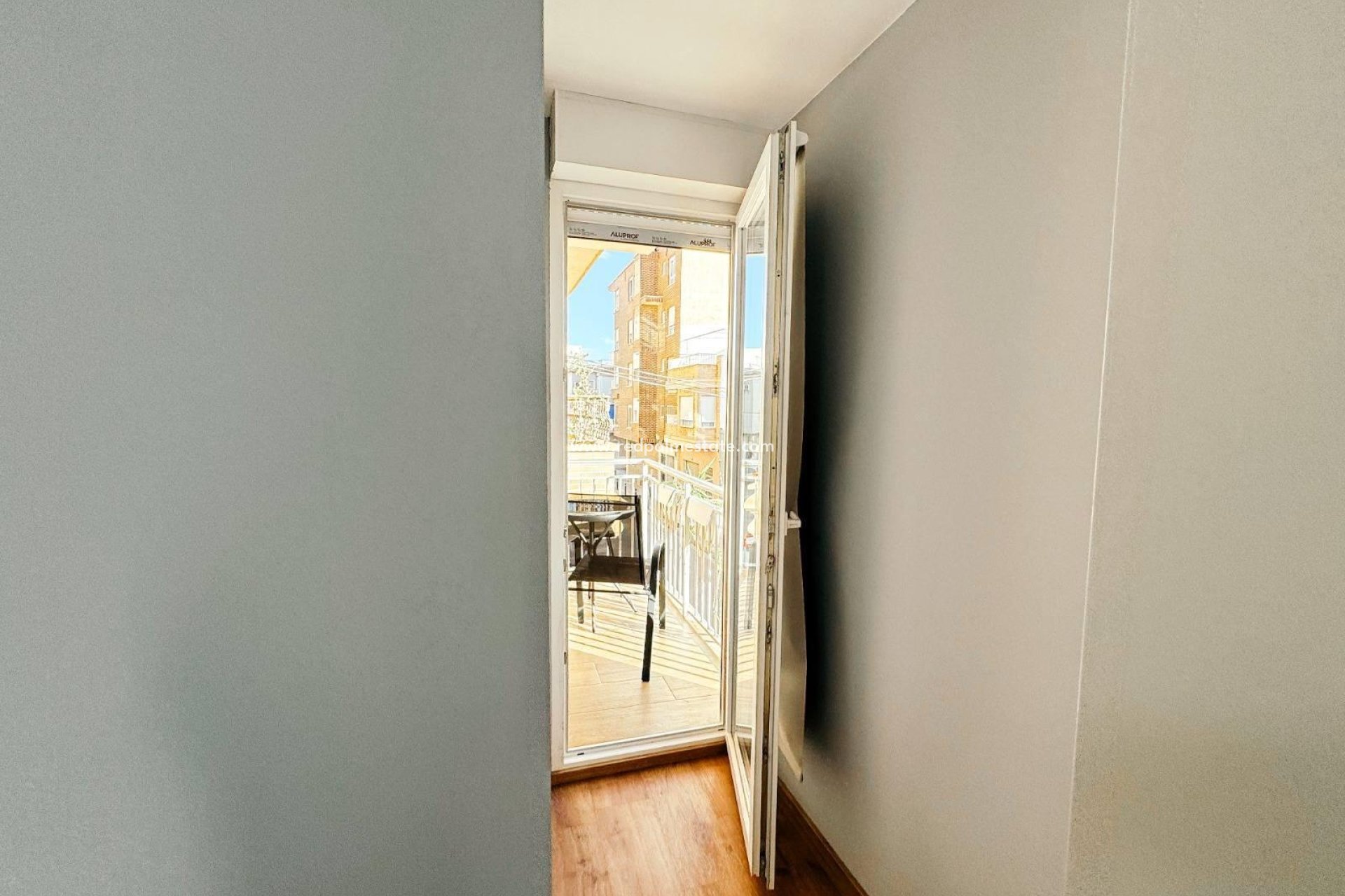 Resale - Business -
Torrevieja - Centro Torrevieja