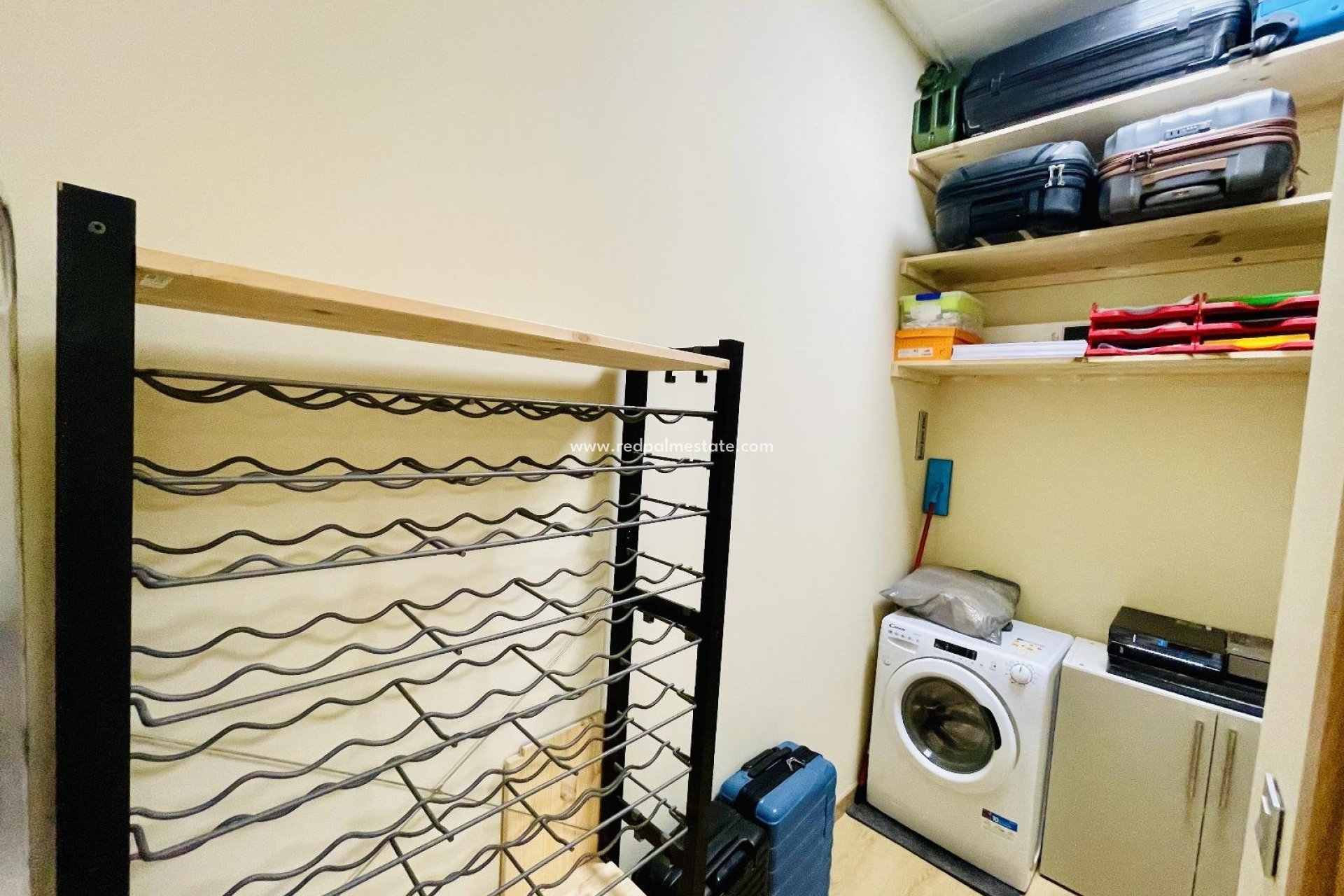 Resale - Business -
Torrevieja - Centro