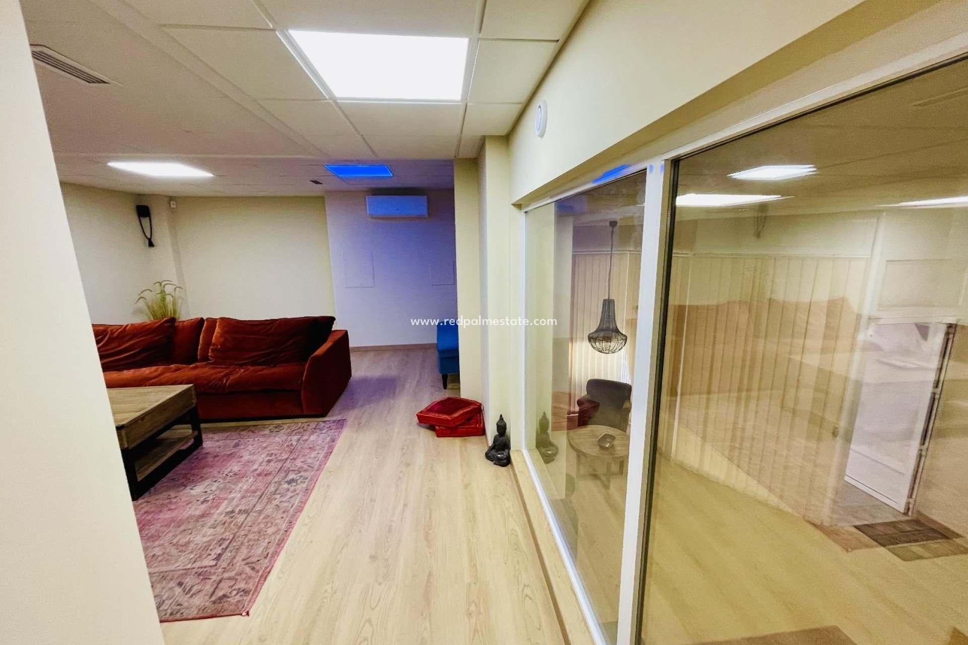 Resale - Business -
Torrevieja - Centro