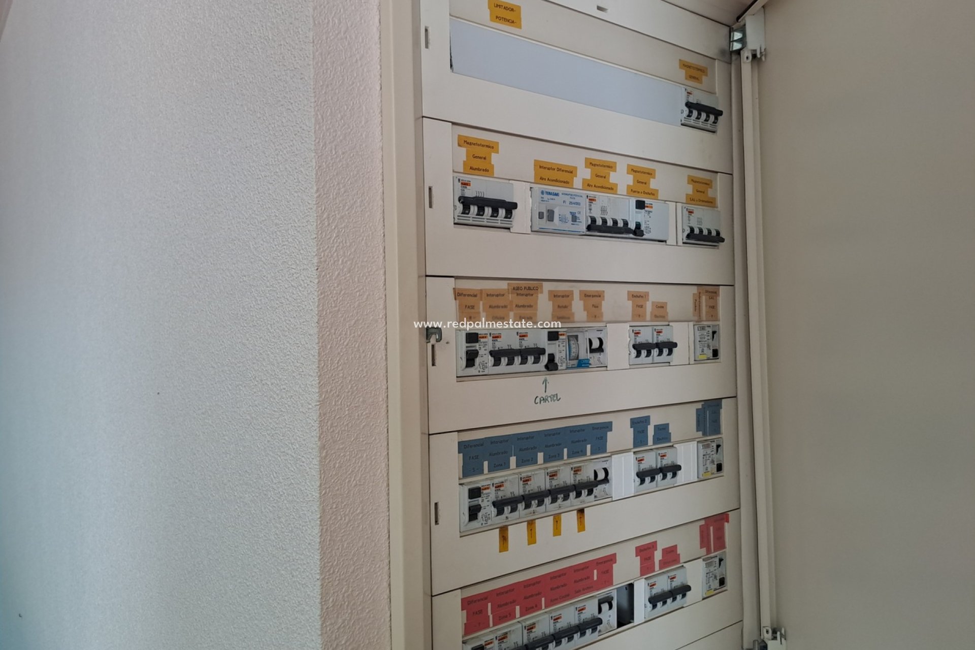 Resale - Business -
Torrevieja - Costa Blanca