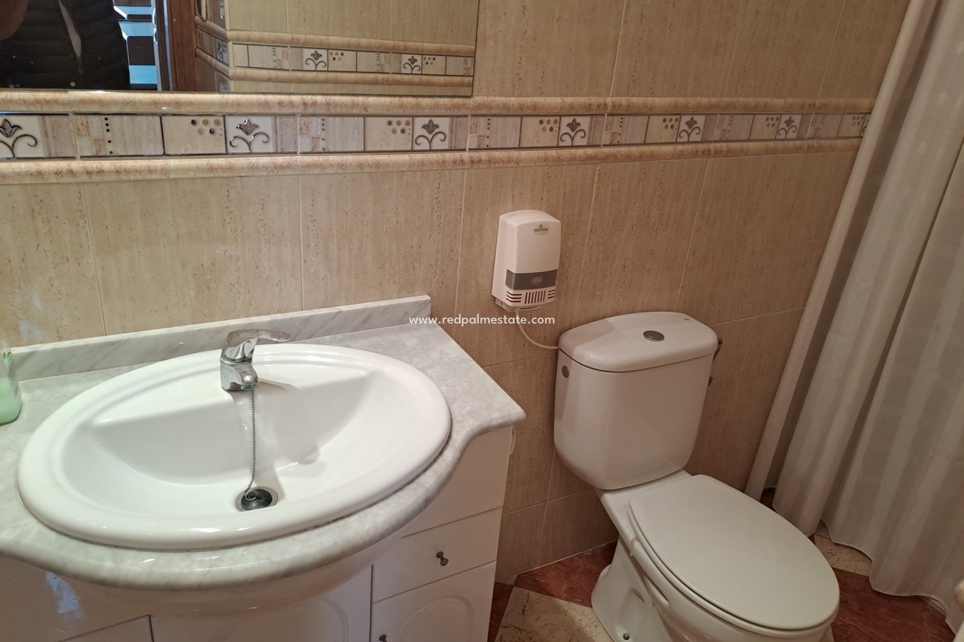 Resale - Business -
Torrevieja - Costa Blanca