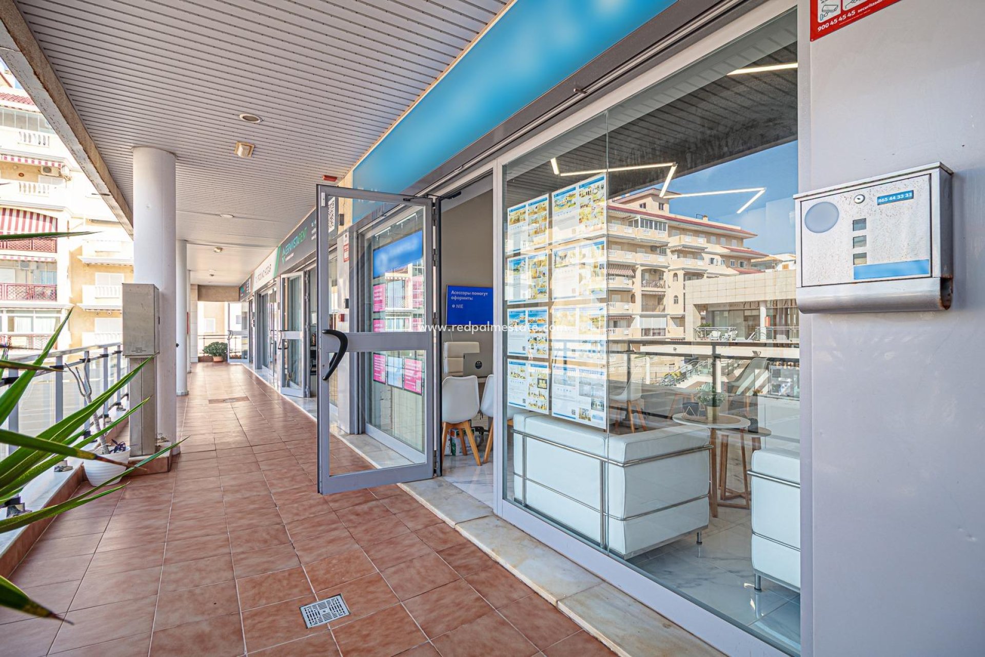 Resale - Business -
Torrevieja - La Mata