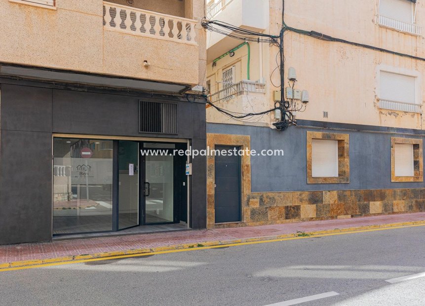 Resale - Business -
Torrevieja - La Mata