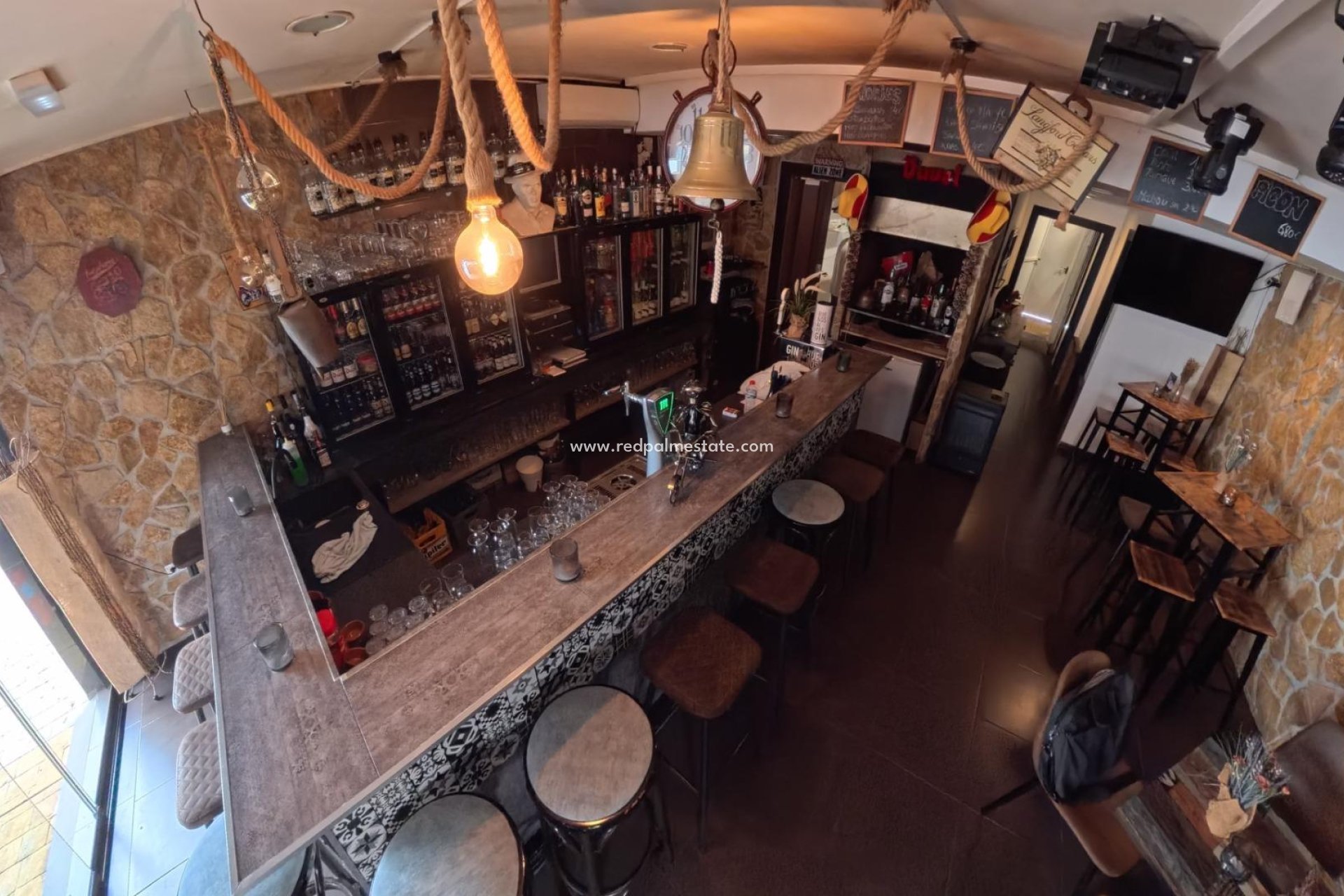 Resale - Business -
Torrevieja - La Siesta - El Salado - Torreta