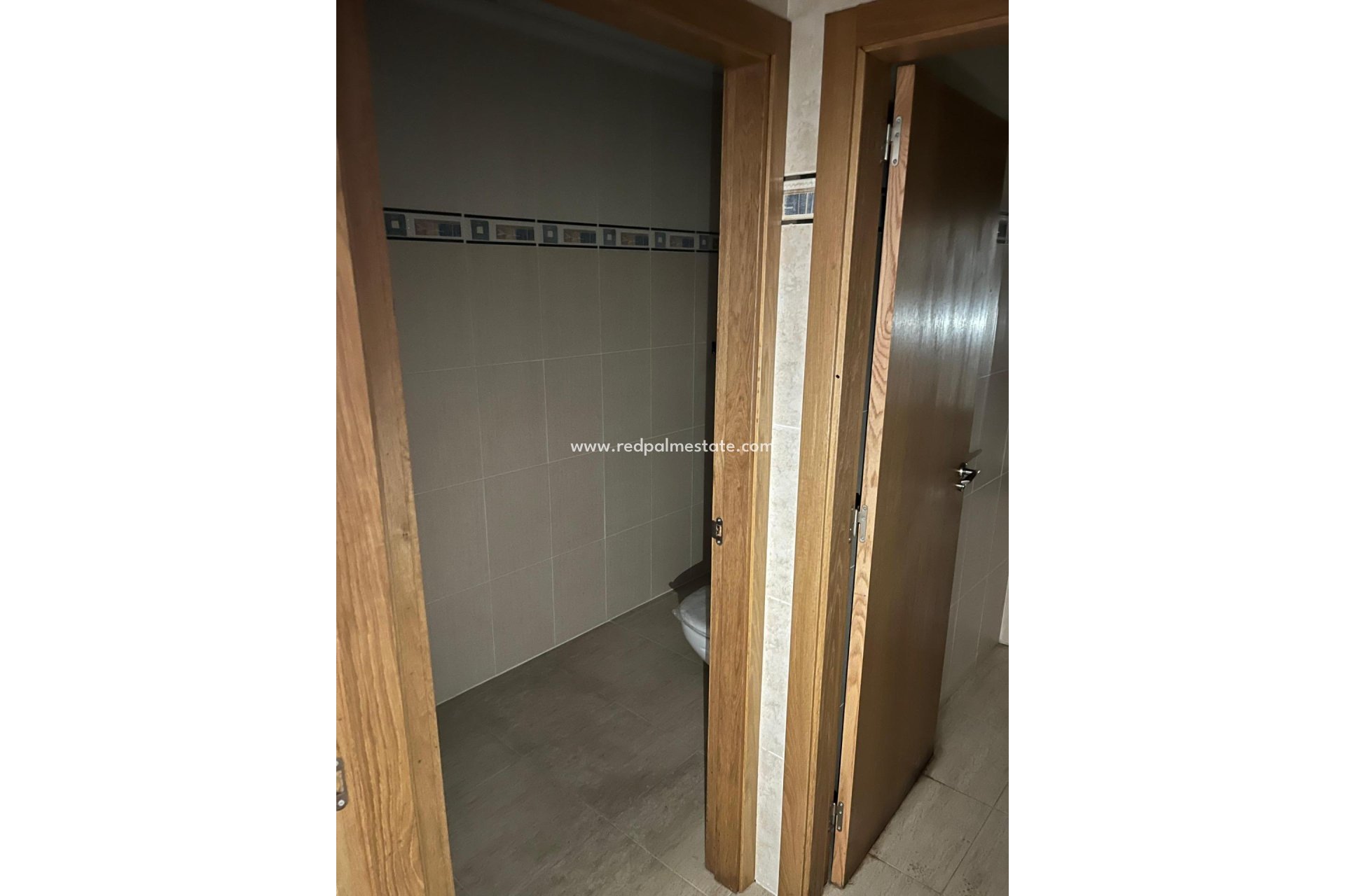 Resale - Business -
Torrevieja - Playa de los Locos