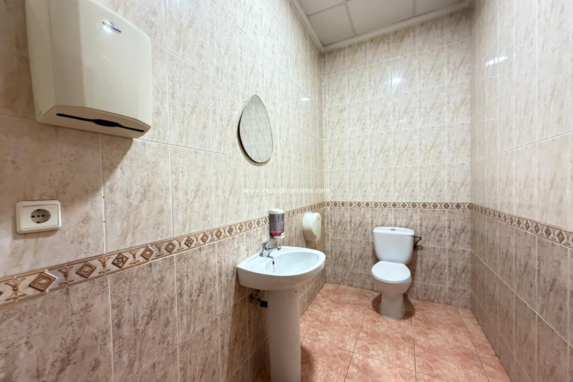 Resale - Business -
Torrevieja - Playa del Cura