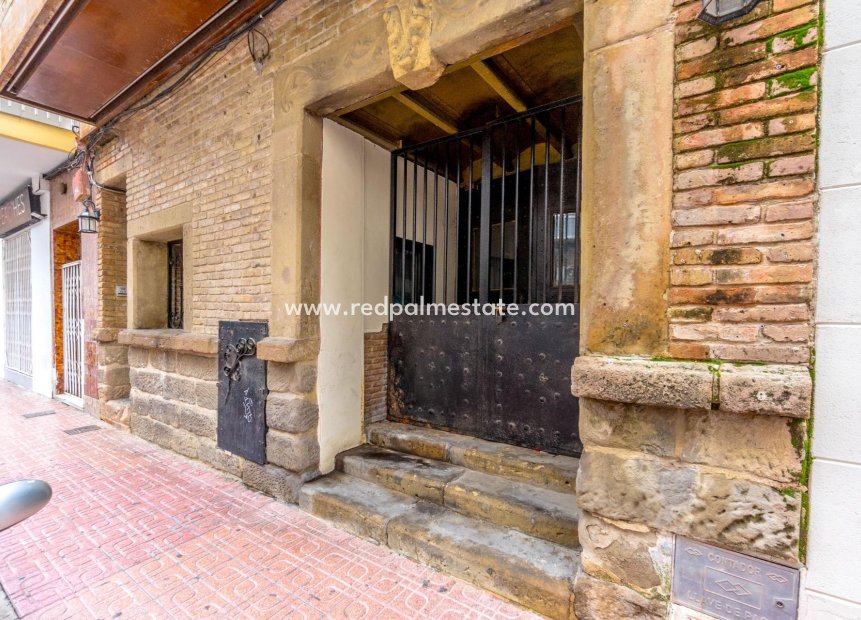 Resale - Business -
Torrevieja - Playa del Cura