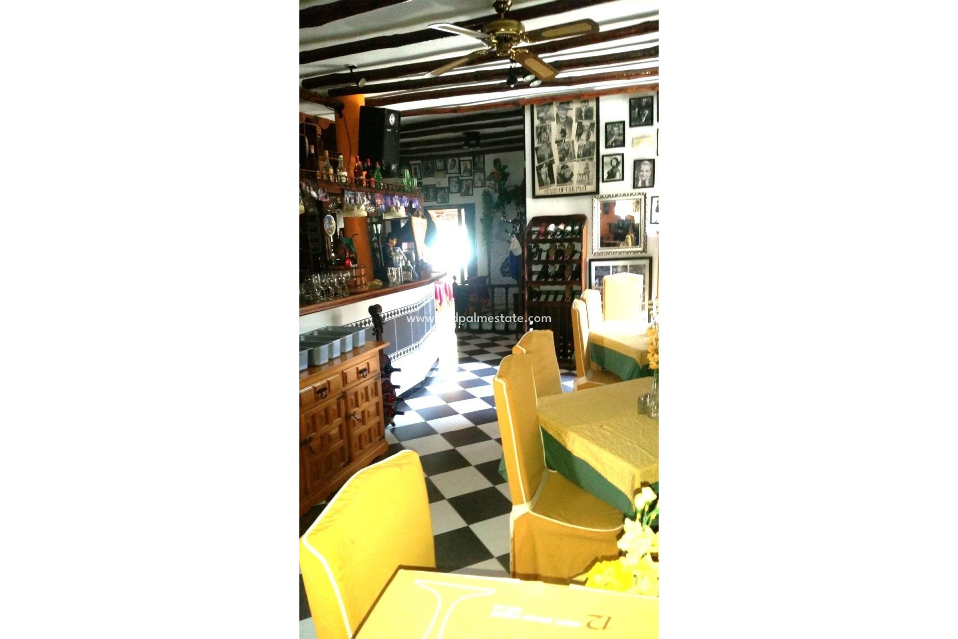 Resale - Business -
Torrevieja - Playa del Cura