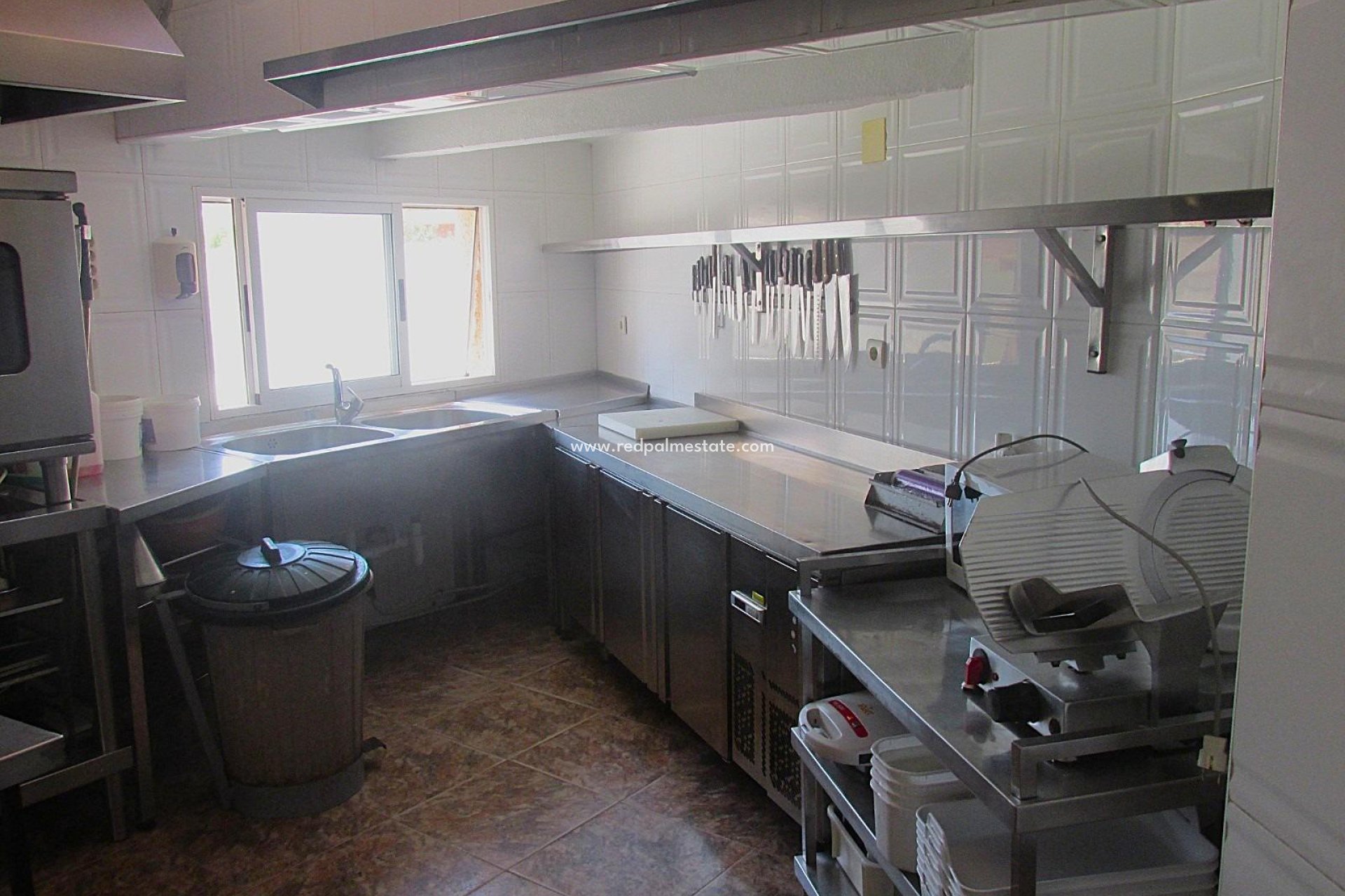 Resale - Business -
Torrevieja - Playa del Cura