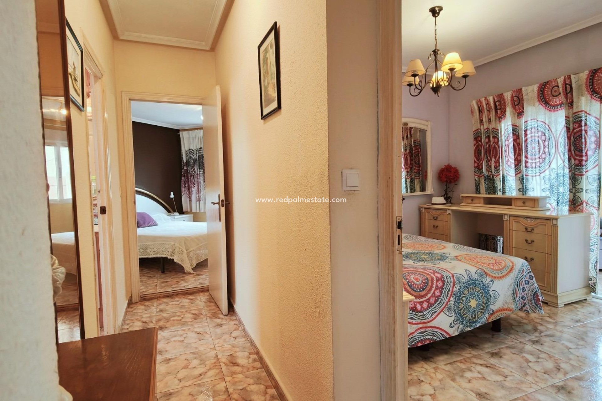 Resale - Business -
Torrevieja - Playa del Cura