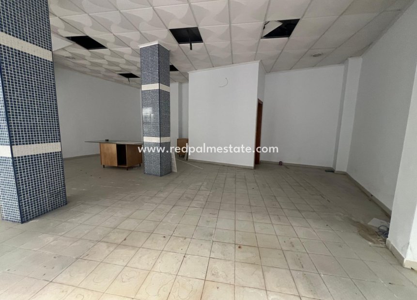 Resale - Business -
Torrevieja - Playa del Cura