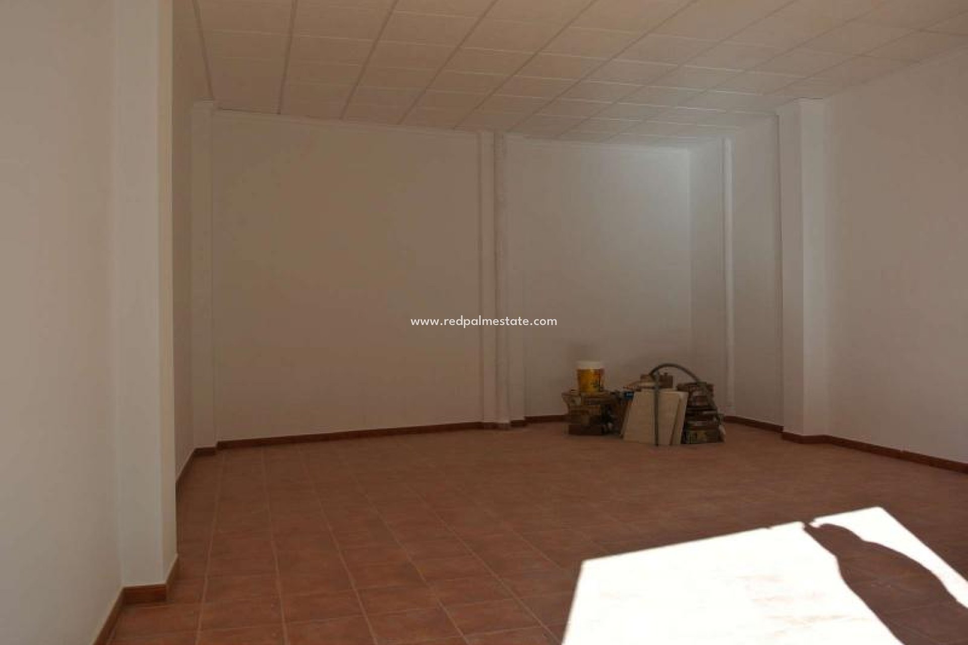 Resale - Business -
Villena - Inland