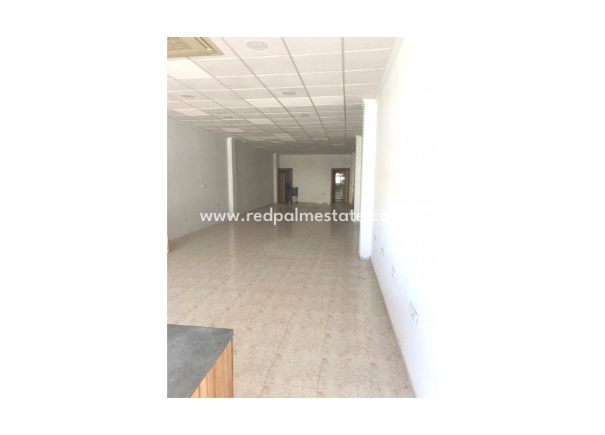 Resale - Commercial -
Cabo Roig