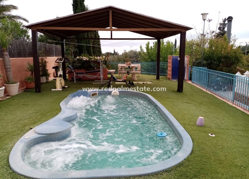 Resale - Country House -
Elche - Plaza Madrid