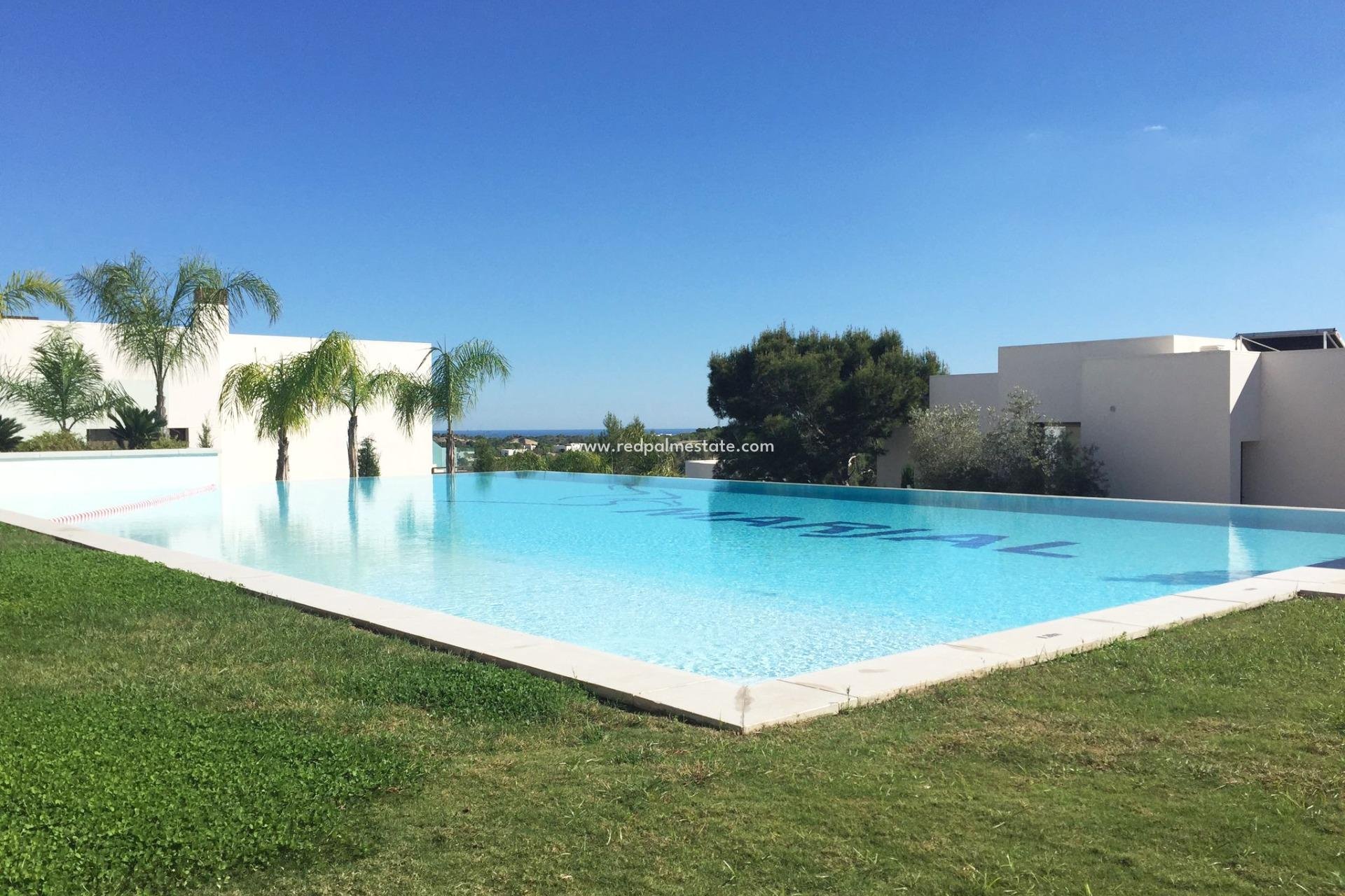 Resale - Detached -
Orihuela Costa - Las Colinas Golf