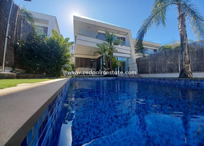 Resale - Detached -
Orihuela Costa - Las Filipinas