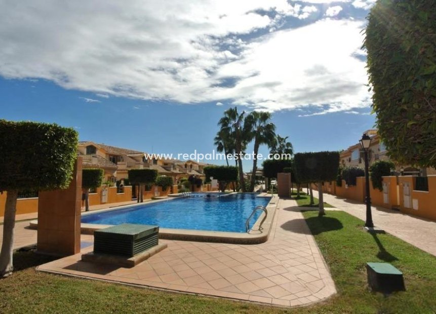 Resale - Detached -
Orihuela Costa - Lomas de Cabo Roig