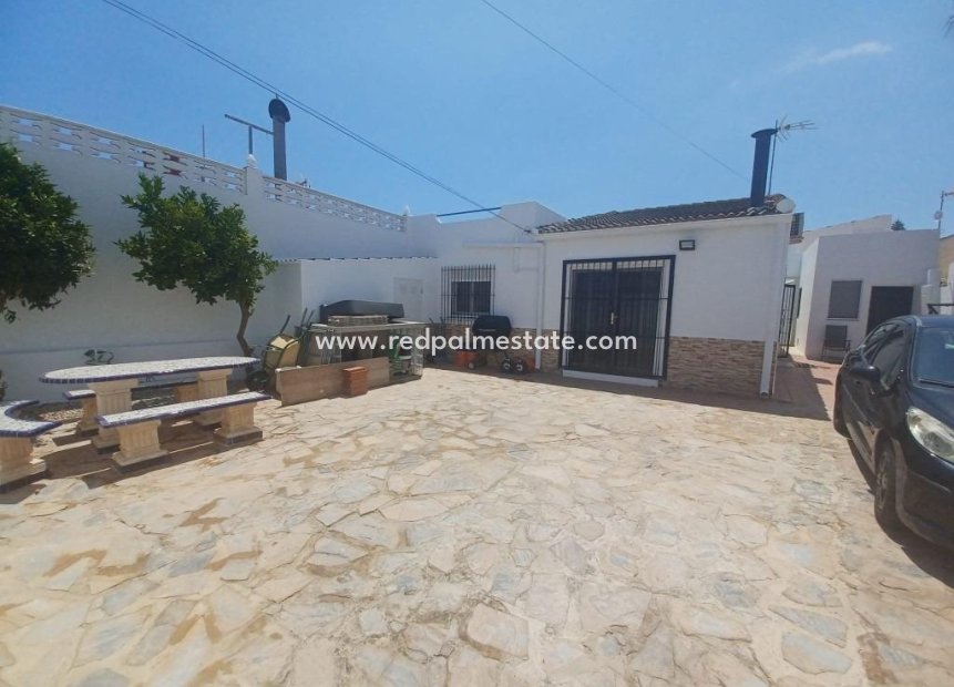 Resale - Detached -
Orihuela Costa - Montezenia