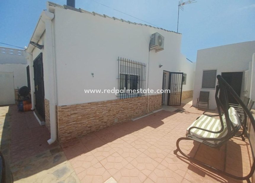 Resale - Detached -
Orihuela Costa - Montezenia