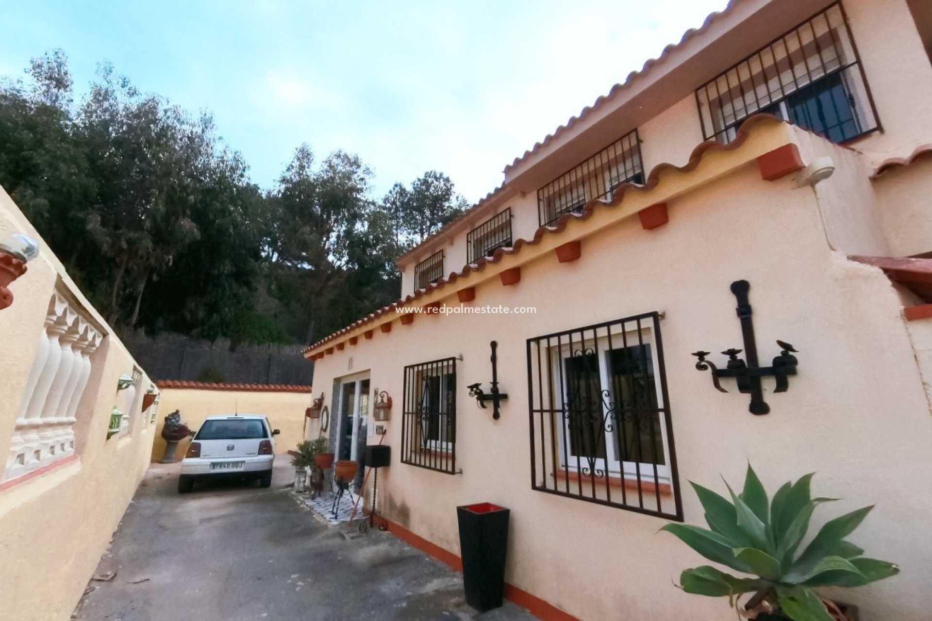 Resale - Detached Villa -
Albir