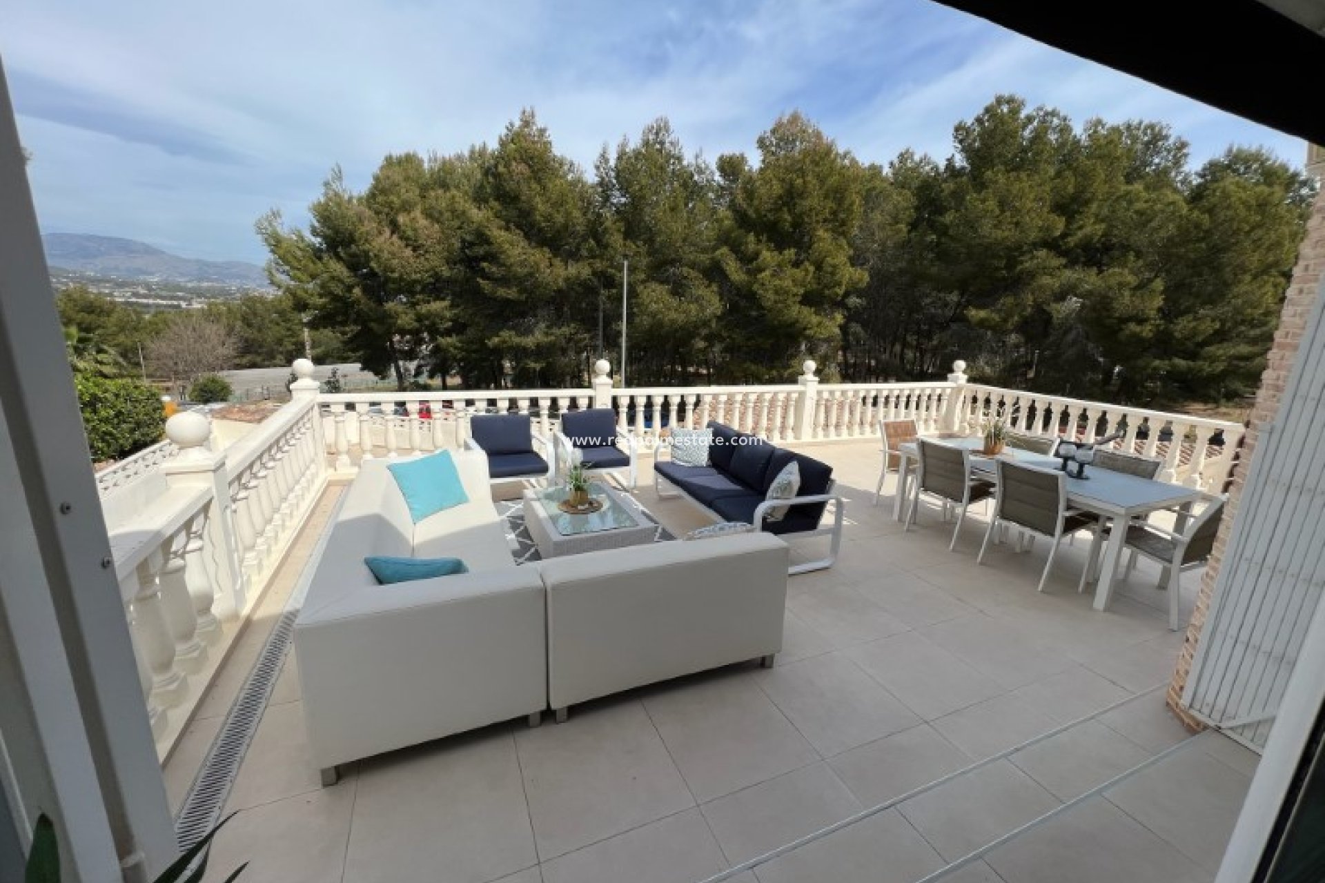 Resale - Detached Villa -
Alfas del Pí - Costa Blanca