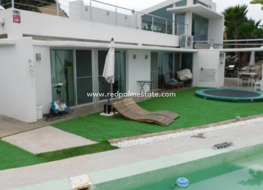 Resale - Detached Villa -
Alicante - Costa Blanca