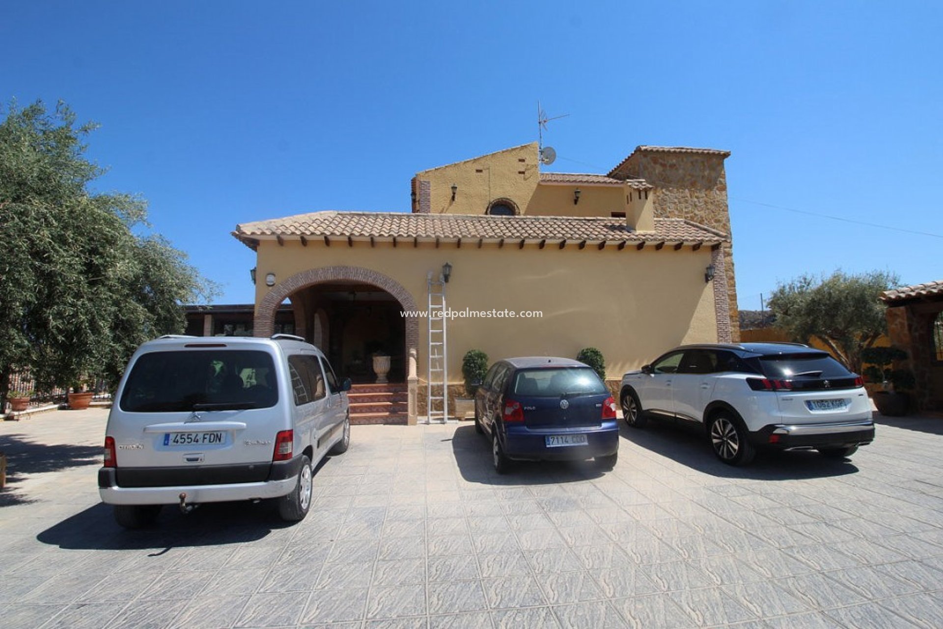 Resale - Detached Villa -
Bigastro - Inland