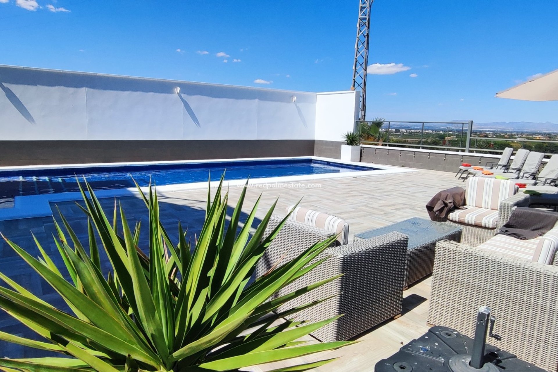 Resale - Detached Villa -
Ciudad quesada - Costa Blanca