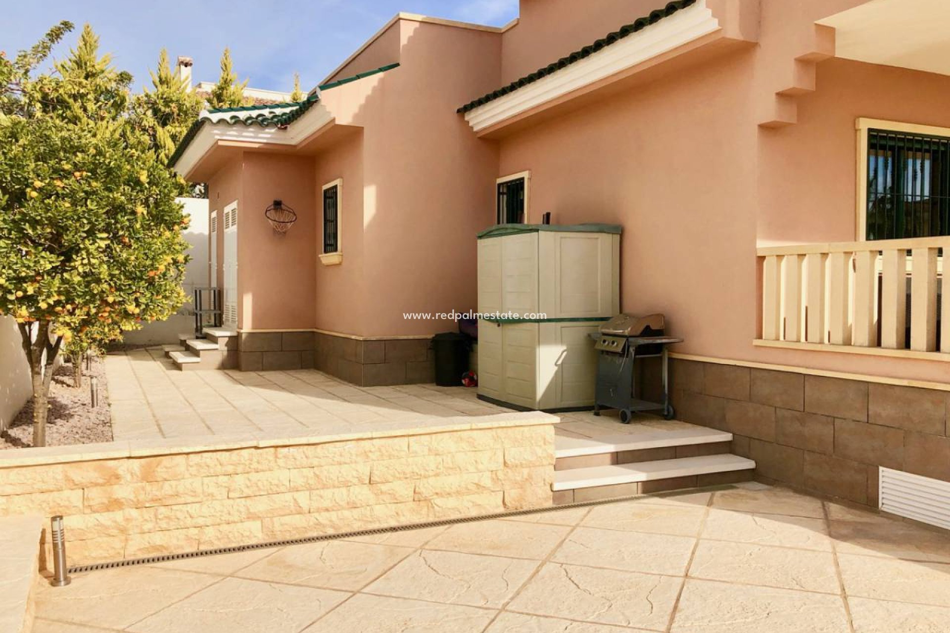 Resale - Detached Villa -
Ciudad quesada - Costa Blanca