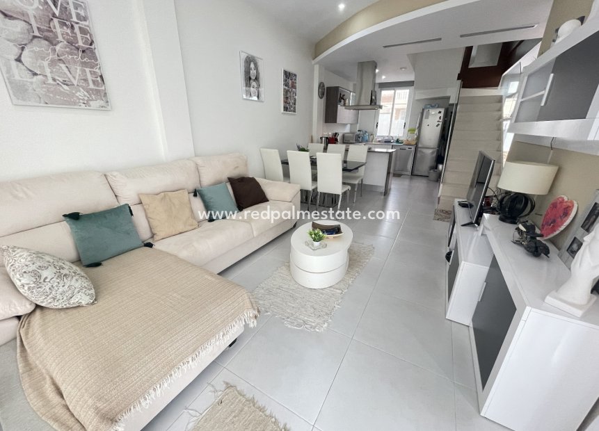 Resale - Detached Villa -
Ciudad quesada - Costa Blanca