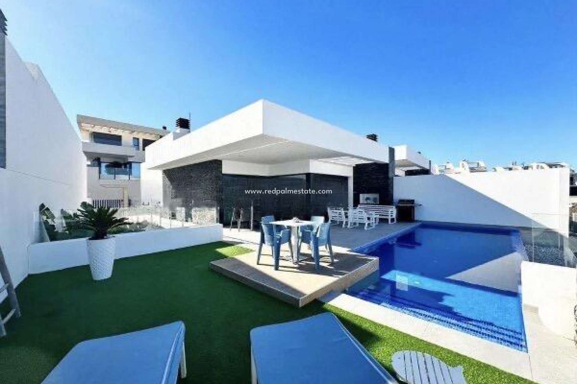 Resale - Detached Villa -
Ciudad quesada - Costa Blanca