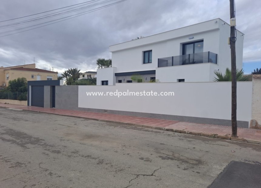 Resale - Detached Villa -
Ciudad quesada - Costa Blanca