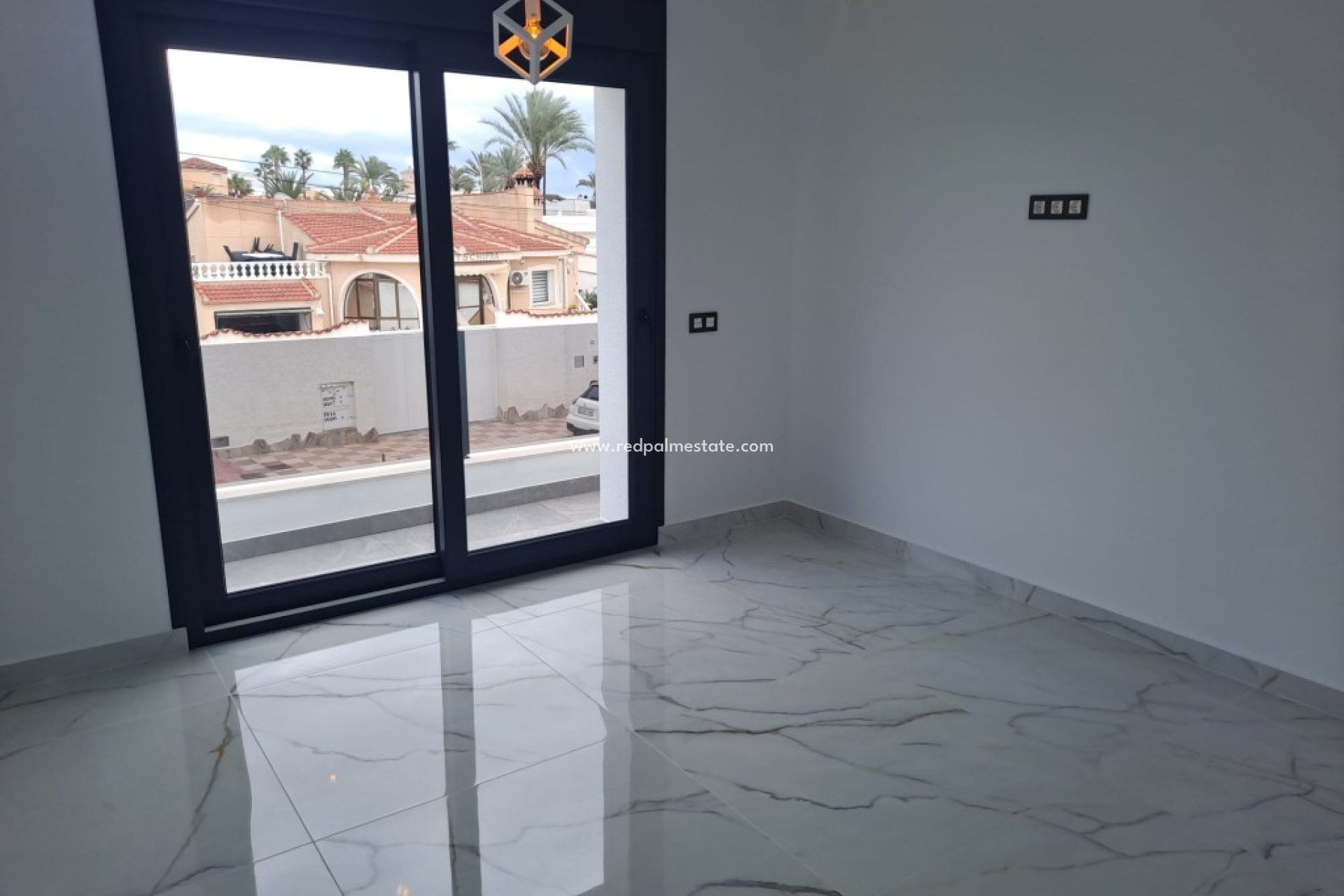 Resale - Detached Villa -
Ciudad quesada - Costa Blanca