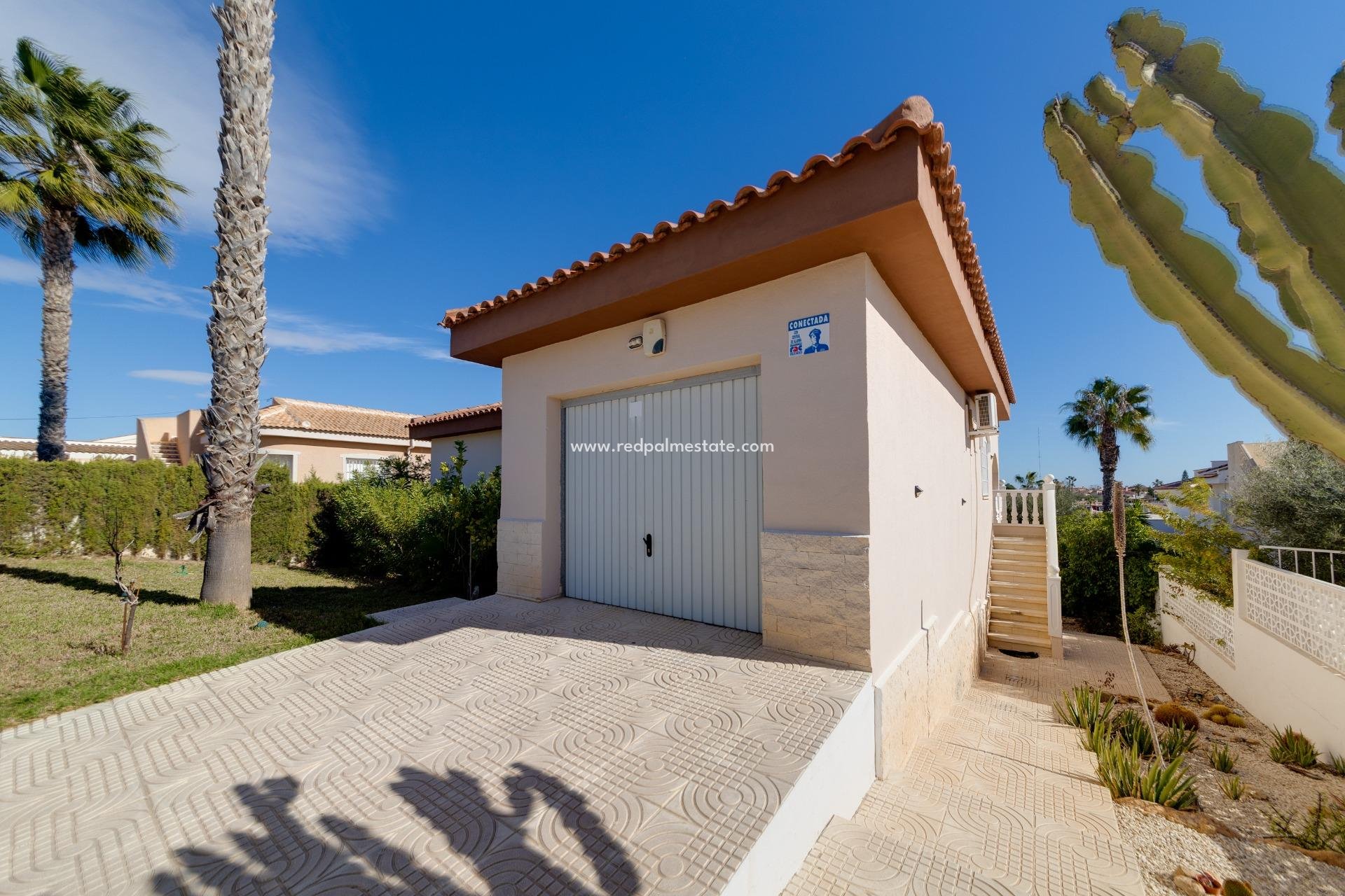 Resale - Detached Villa -
Ciudad quesada - La Fiesta 2