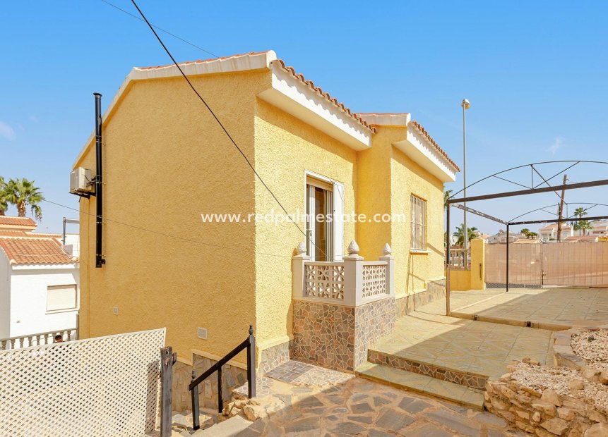 Resale - Detached Villa -
Ciudad quesada - La  Marquesa Golf