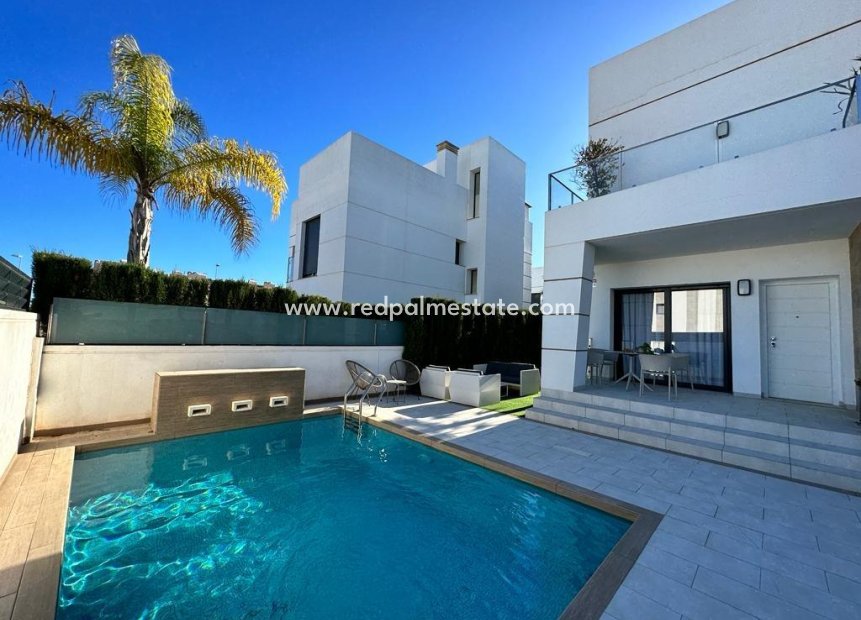 Resale - Detached Villa -
Ciudad quesada - Rojales park