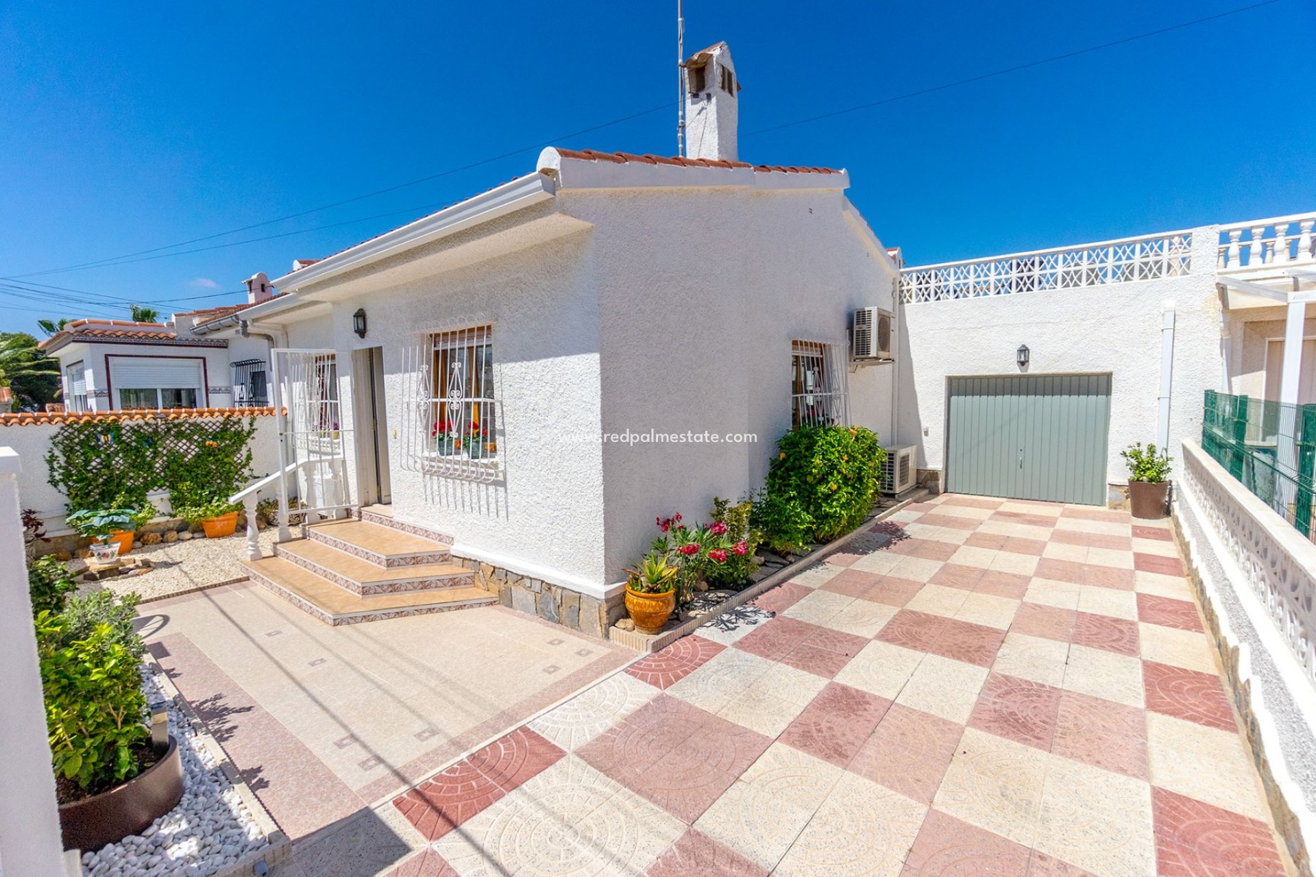 Resale - Detached Villa -
Ciudad quesada - Upper Quesada