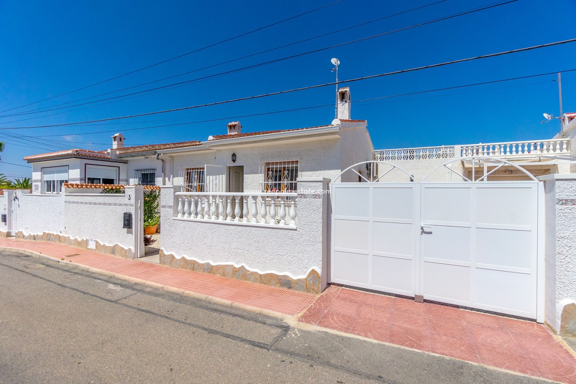 Resale - Detached Villa -
Ciudad quesada - Upper Quesada