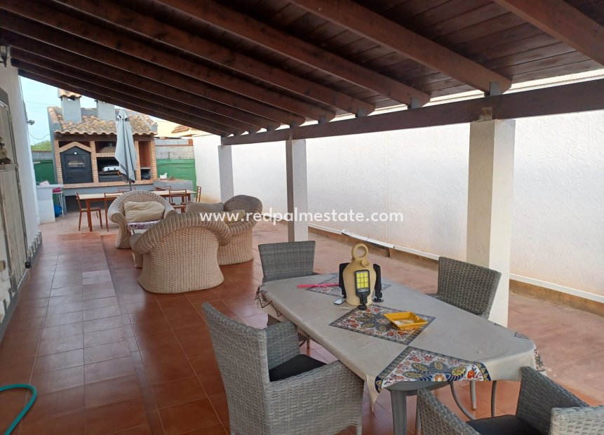 Resale - Detached Villa -
cuevas de marin - Inland