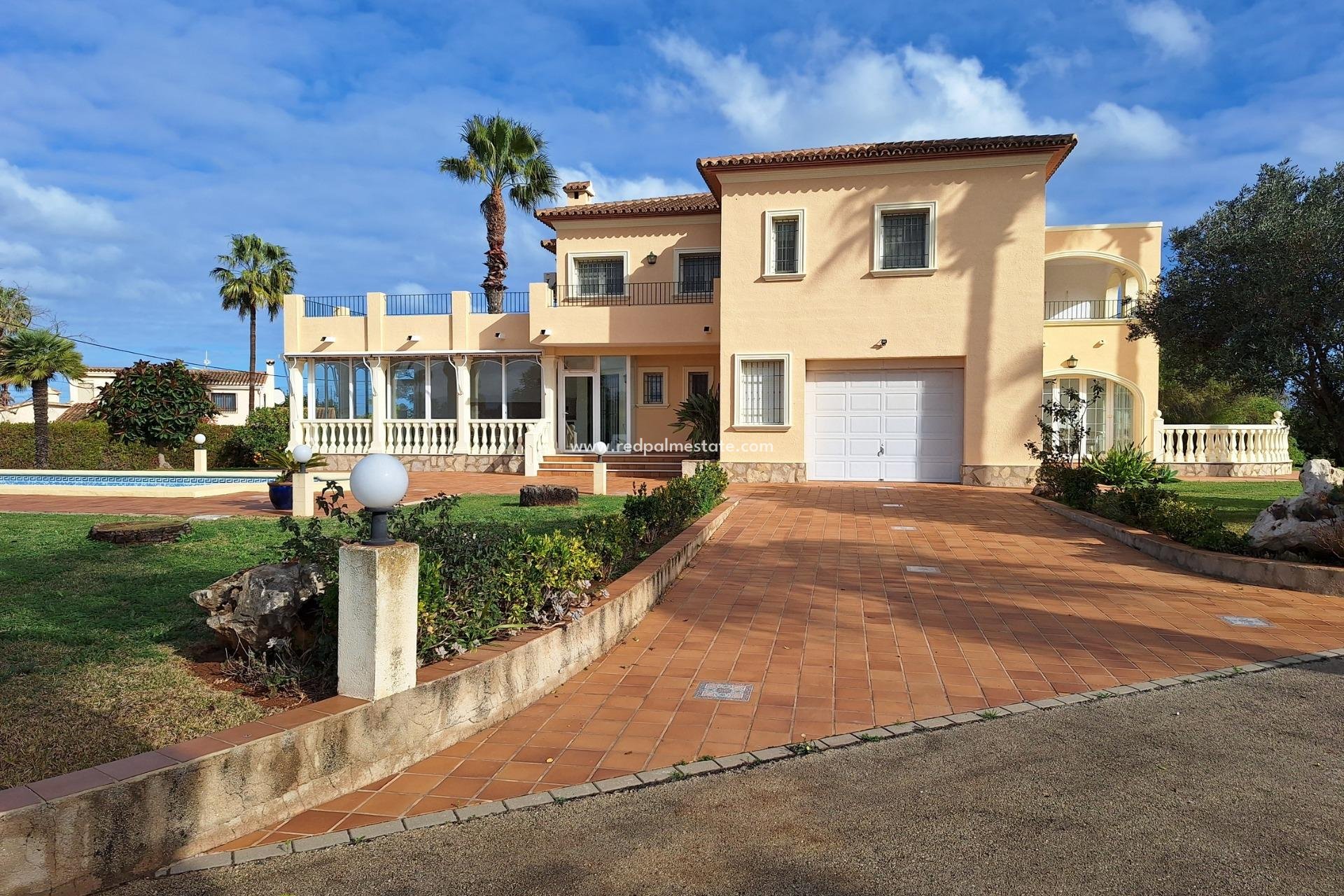 Resale - Detached Villa -
Denia - Las Marinas