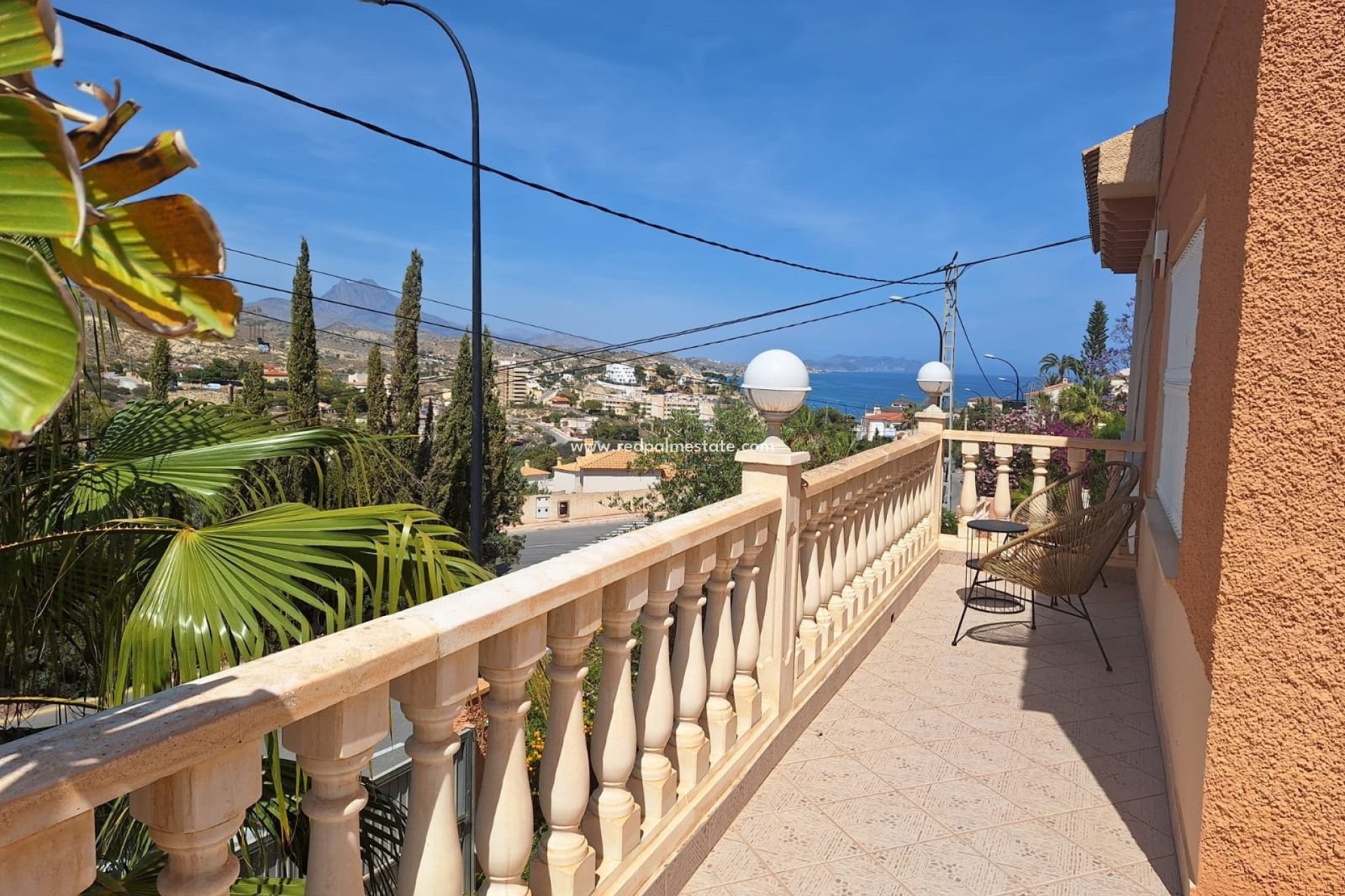 Resale - Detached Villa -
El Campello - Costa Blanca