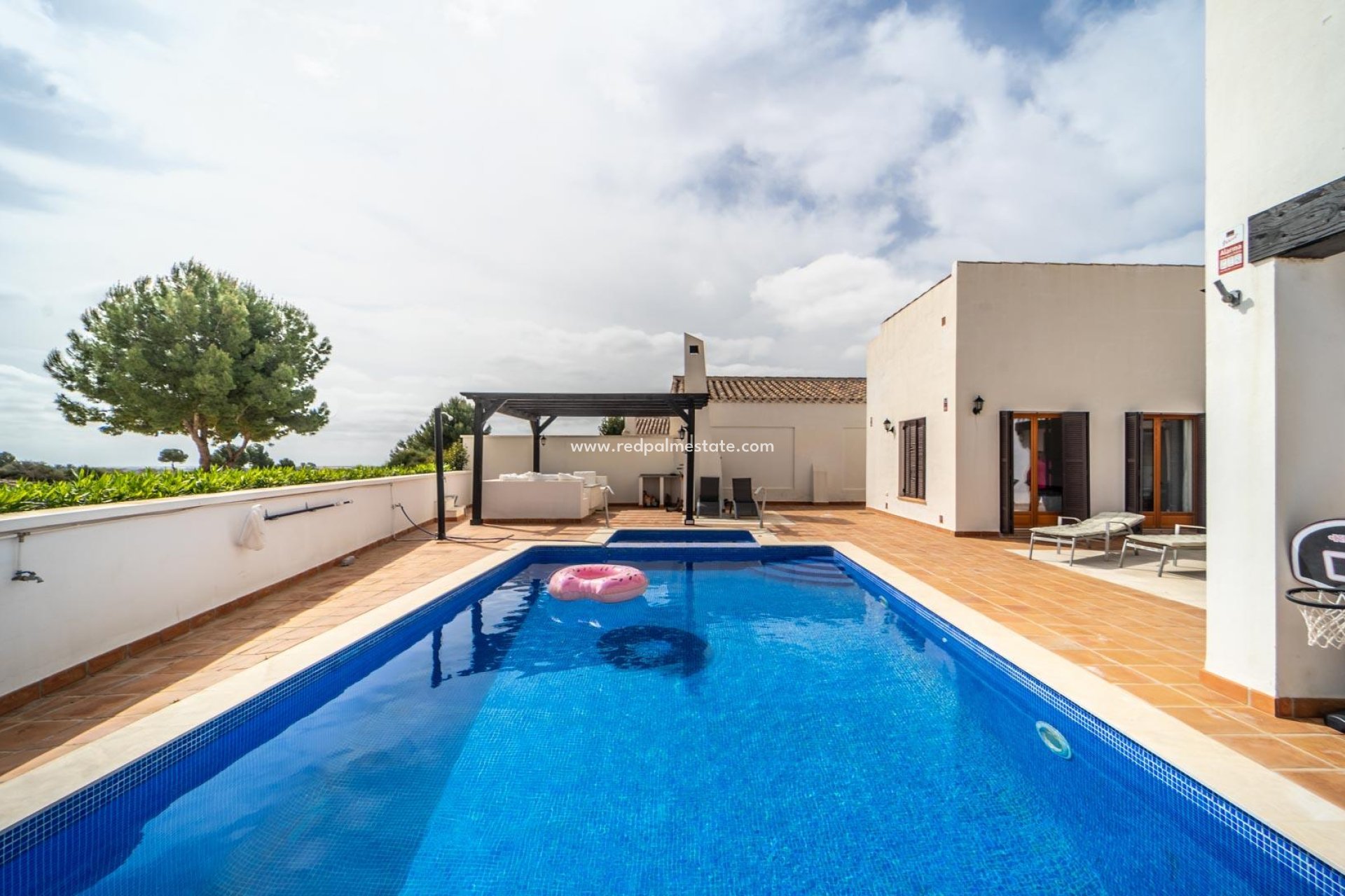 Resale - Detached Villa -
El Valle Golf Resort - Inland