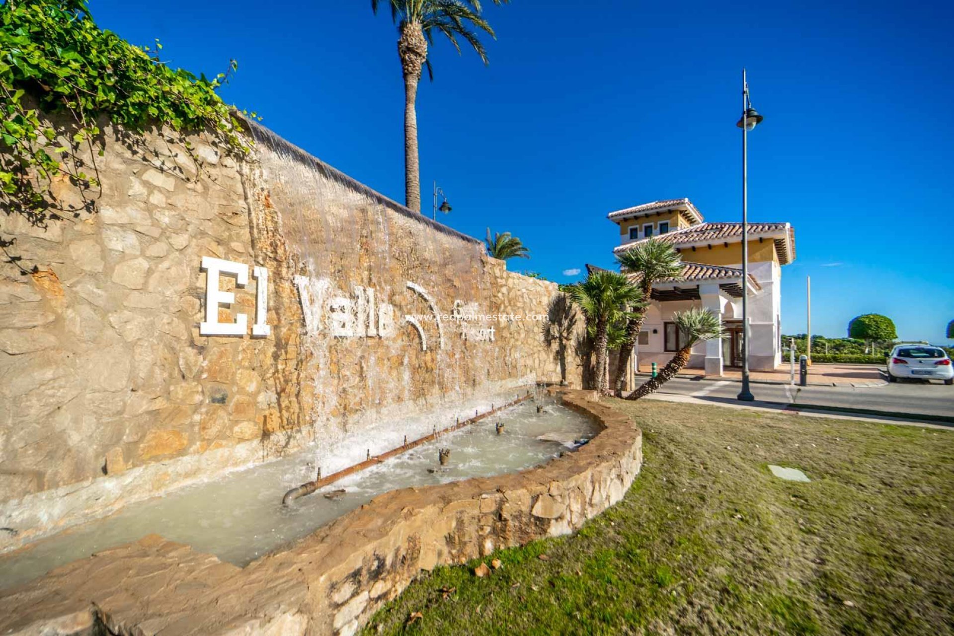 Resale - Detached Villa -
El Valle Golf Resort - Inland