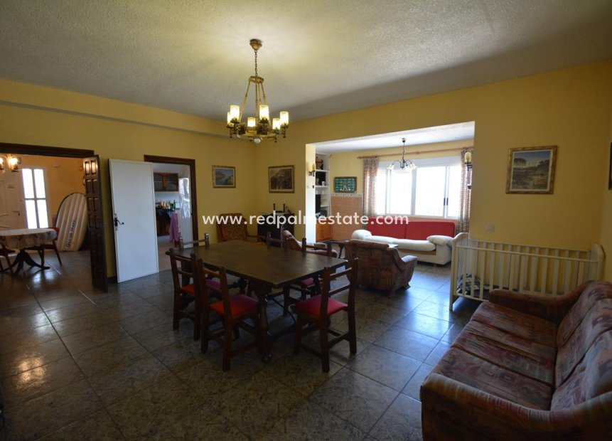 Resale - Detached Villa -
Guardamar del Segura - Costa Blanca