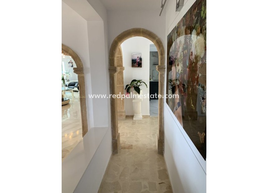 Resale - Detached Villa -
Jávea - Costa Blanca